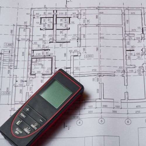 Professional installation services by Bfloor Expertise for flooring and automatic doors.