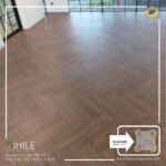 VINILE SPC Click Flooring Code HB 141 Herringboneseries light tone look, 5 mm thick, 100% waterproof.