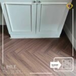 VINILE SPC Click Flooring Code HB 141 Herringboneseries light tone look, 5 mm thick, 100% waterproof.