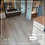VINILE SPC Click Flooring Code SPC 269 wood grey medium tone look, 5 mm thick, 100% waterproof.